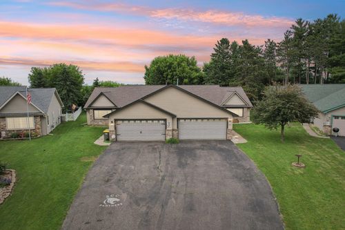 504 Meadows Dr, Hammond, WI, 54015-9668 | Card Image