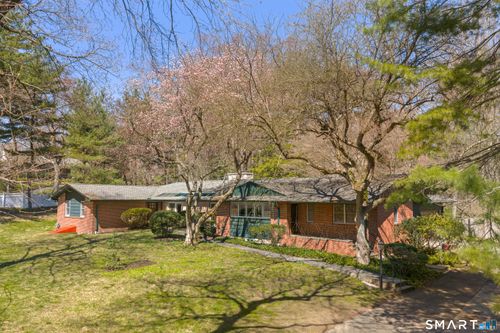 143 Palmers Hill Rd, Stamford, CT, 06902-2111 | Card Image