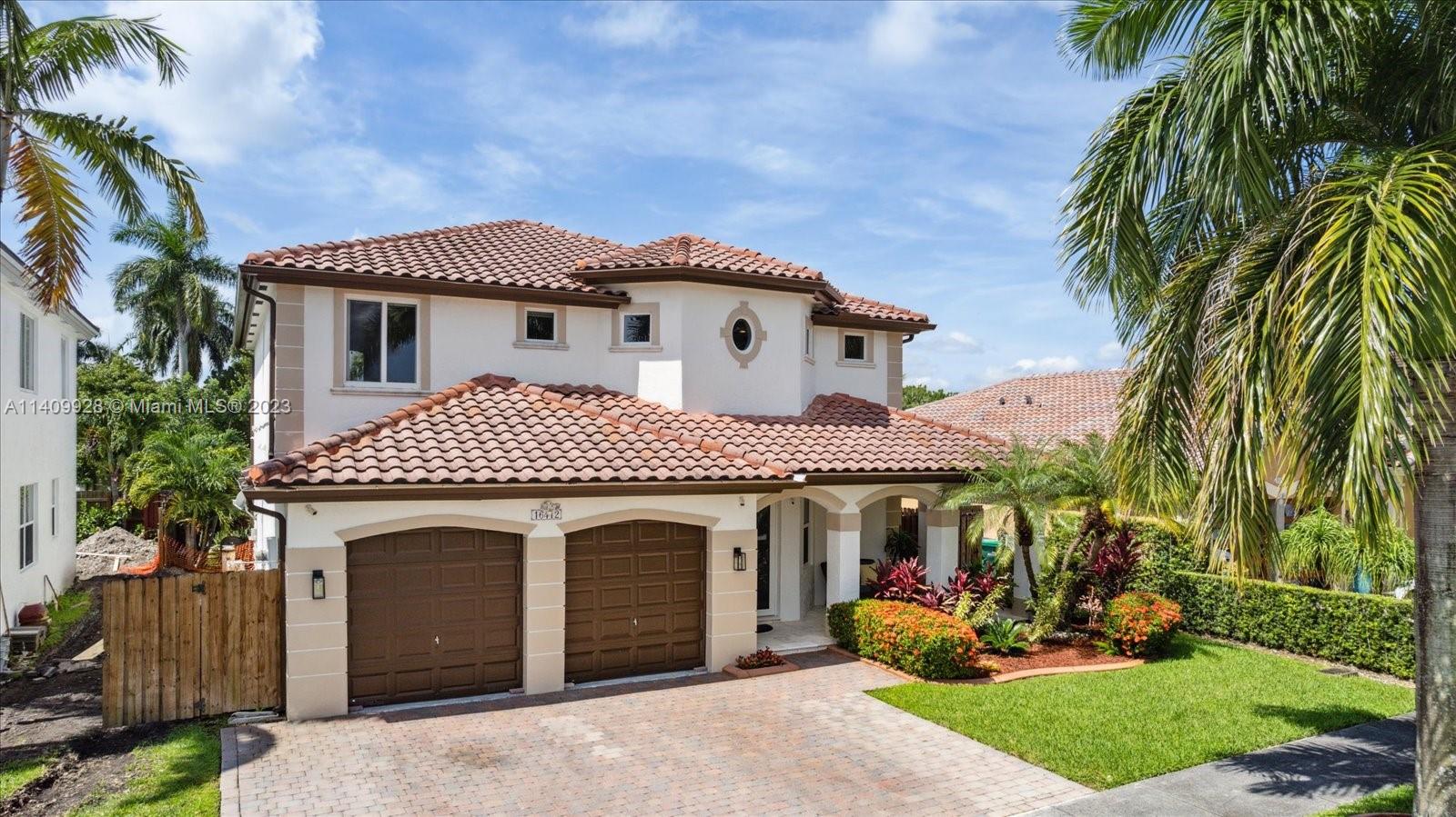 16412 Sw 67th Ter, Sold in Miami Zoocasa