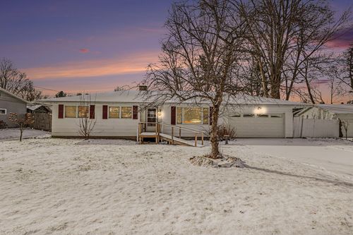 816 Forest Street, Marshall, MI, 49068 | Card Image