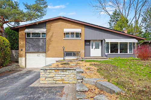 1199 Stanton Rd, Ottawa, ON, K2C3C9 | Card Image