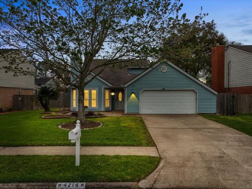 4214 Fernside Dr, Pasadena, TX, 77505-4227 | Card Image
