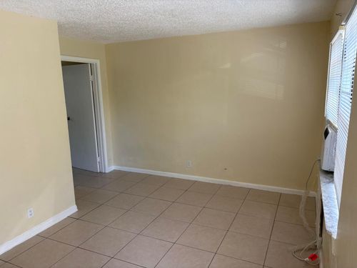 3-905 19th St, West Palm Beach, FL, 33407-5700 | Card Image