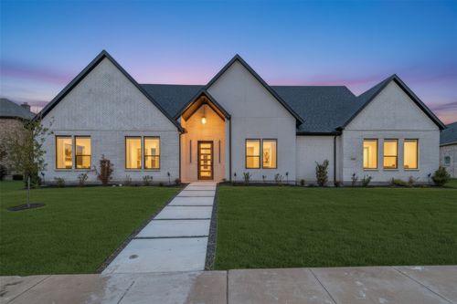 1104 Devonshire Dr N, Forney, TX, 75126-3811 | Card Image