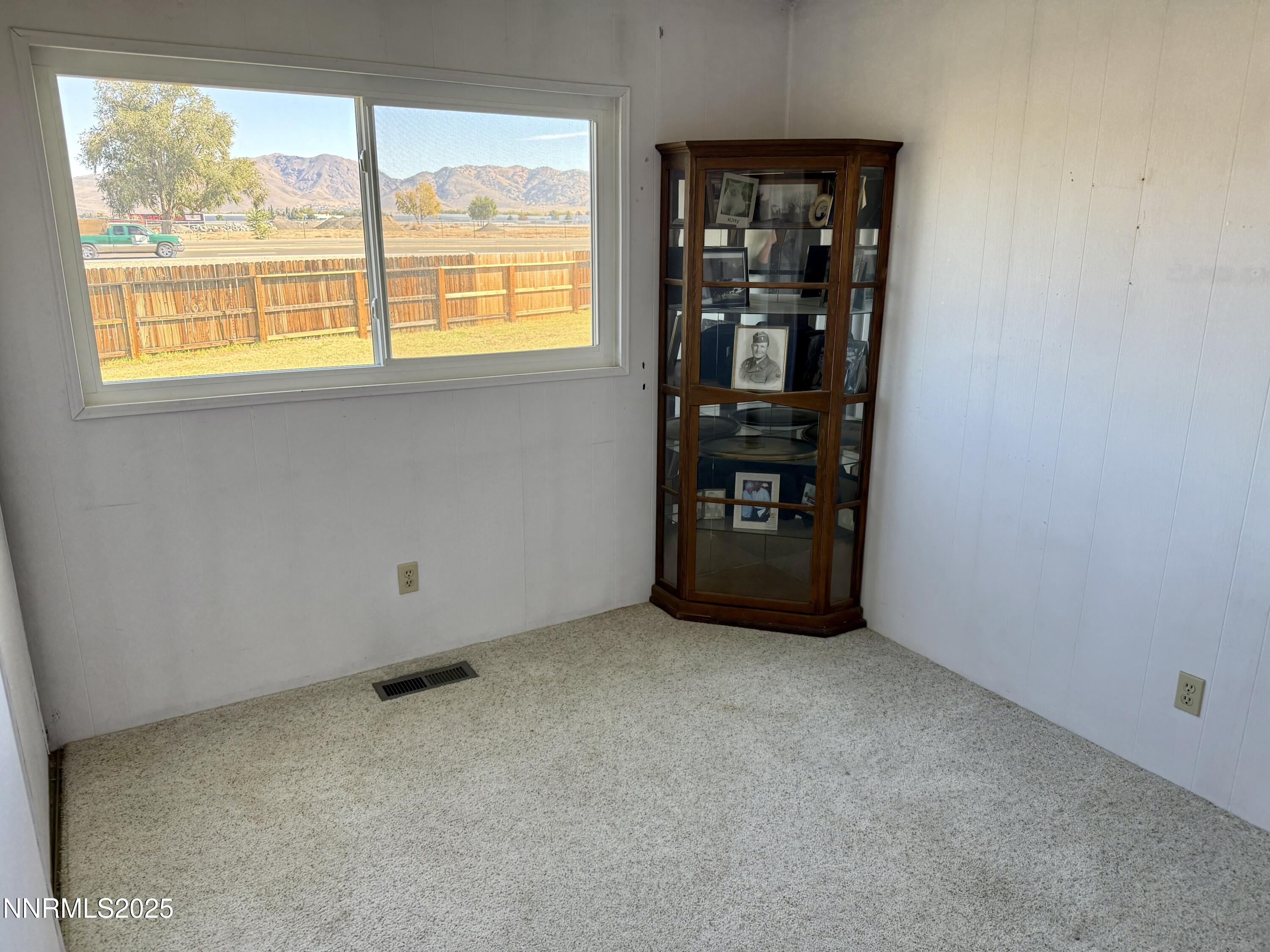 Land in Reno 4