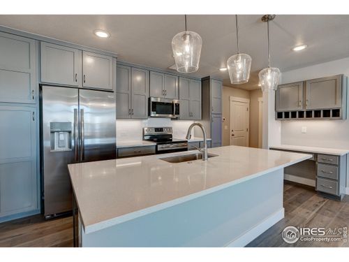 206-235 High Point Dr, Longmont, CO, 80504-8675 | Card Image