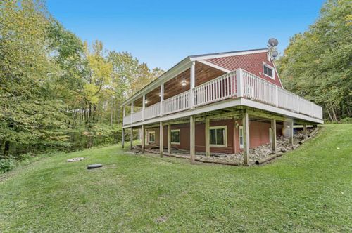 8 Rocky Road, Winhall, VT, 05340 | Card Image