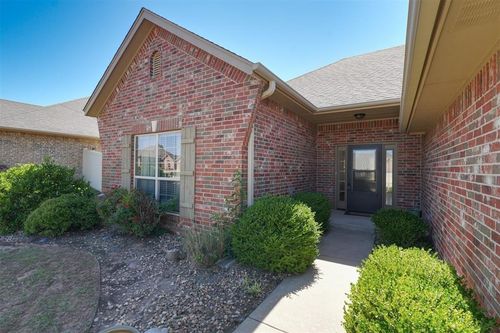 2016 Lantana Circle, Shawnee, OK, 74804 | Card Image