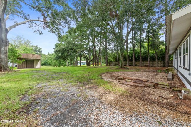 Back Patio | Image 28