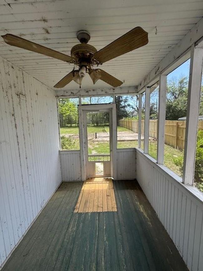 1100 Maple St, House other with 3 bedrooms, 2 bathrooms and null parking in Winnfield LA | Image 27