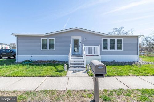 43 Patricia Ln, MOUNT LAUREL, NJ, 08054-4405 | Card Image