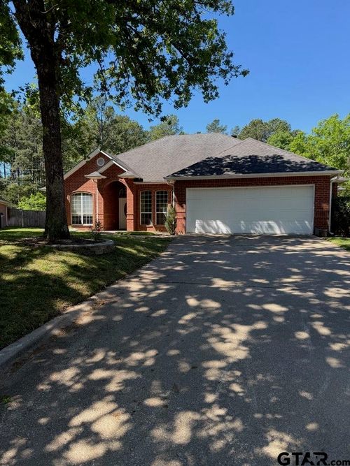 3204 Pebblebrook Cir, Tyler, TX, 75707-1552 | Card Image