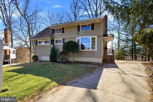 835 Bowie Rd, ROCKVILLE, MD, 20852-1042 | Card Image