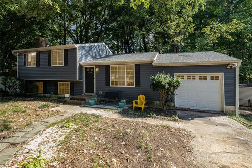 3204 Winchelsea Dr, Charlotte, NC, 28212-6553 | Card Image