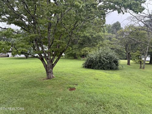 122 Hill Dr, Harriman, TN, 37748-4340 | Card Image