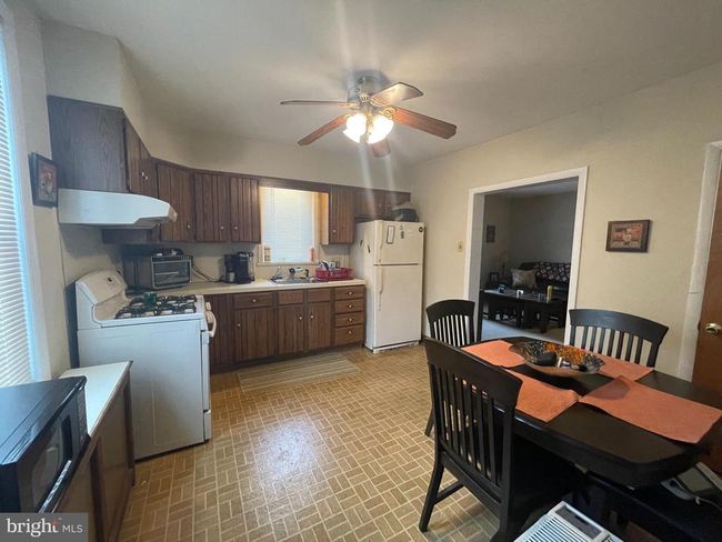 923 E Pleasant Ave, Home with 0 bedrooms, 0 bathrooms and null parking in GLENSIDE PA | Image 5