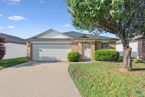 2718 Blackburn Dr, Killeen, TX, 76543-2643 | Card Image