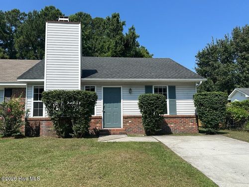 104 Glenside Ct, Midway Park, NC, 28544-1662 | Card Image