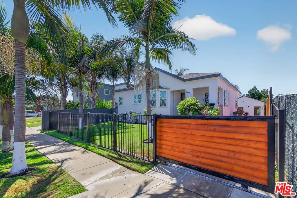 Residential in Los Angeles