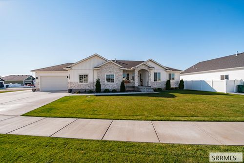 3700 E Koda Way, Idaho Falls, ID, 83401 | Card Image
