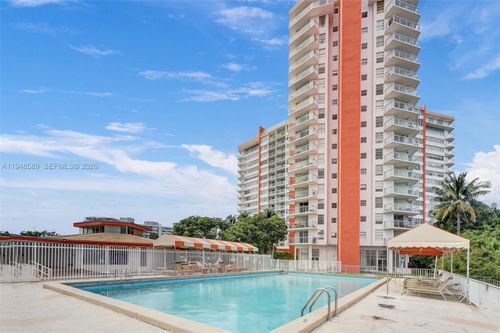 501w-1301 Ne Miami Gardens Dr, Miami Gardens, FL, 33179-4759 | Card Image