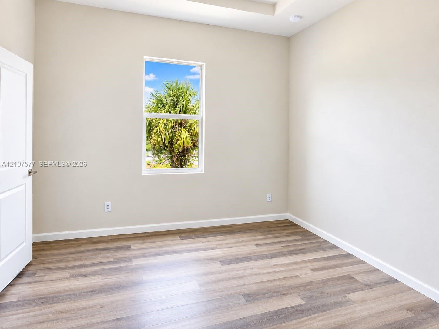 Residential Lease in La Belle 4