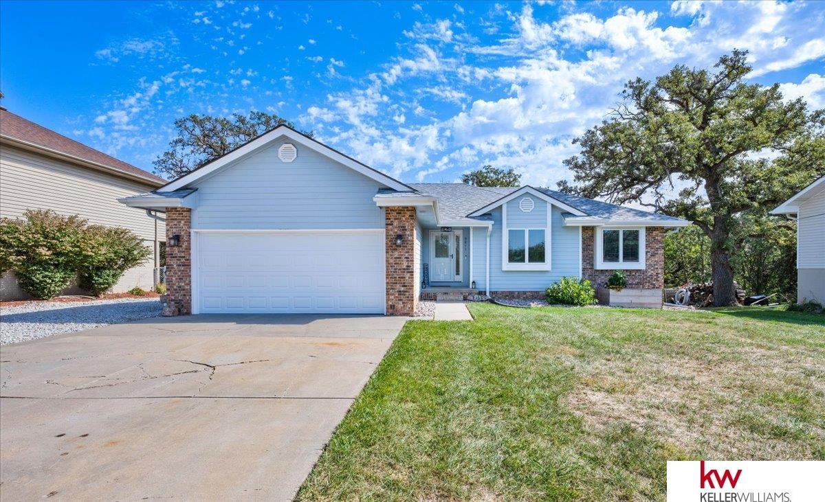 Gabriella Dr, Plattsmouth, NE 68048