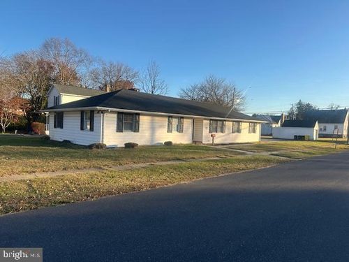 303 A St Sw, GLEN BURNIE, MD, 21061-3404 | Card Image