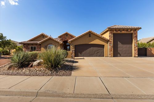 2644 S Wilson Dr, Hurricane, UT, 84737-7708 | Card Image
