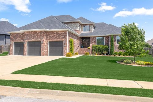 1420 Montieri Dr, Centerton, AR, 72719-9509 | Card Image