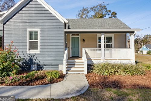 711 Wheeler St, Saint Mary's, GA, 31558-8318 | Card Image