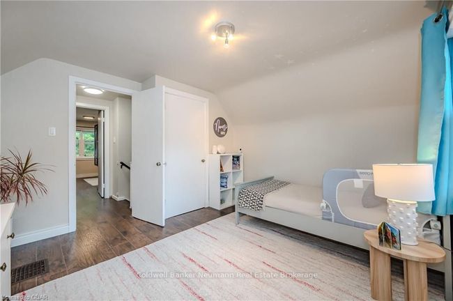 28 Winston Cres, House other with 3 bedrooms, 2 bathrooms and 1 parking in Guelph ON | Image 23