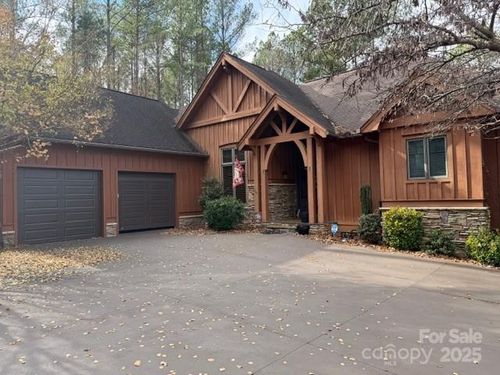 621 Crystal Bay Dr, Denton, NC, 27239-7095 | Card Image