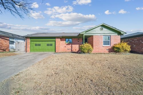 5335 29th St, Tulsa, OK, 74114-6305 | Card Image