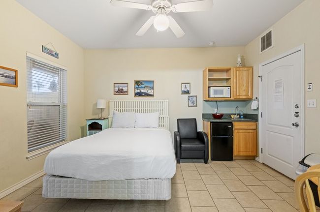 APT-105 - 14202 Encantada Ave, Townhouse with 3 bedrooms, 4 bathrooms and null parking in Corpus Christi TX | Image 20