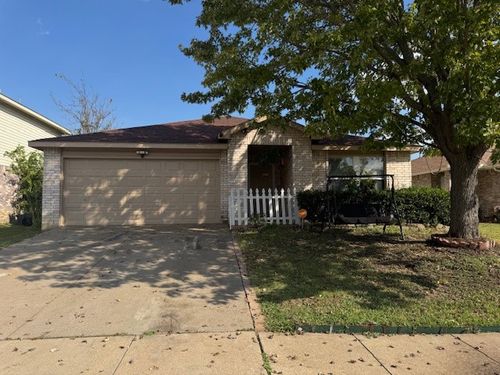 8717 Hunters Creek Ct, Fort Worth, TX, 76123-2545 | Card Image