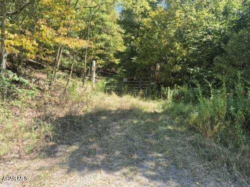 00 Queen Rd, Claysburg, PA, 16625 | Card Image