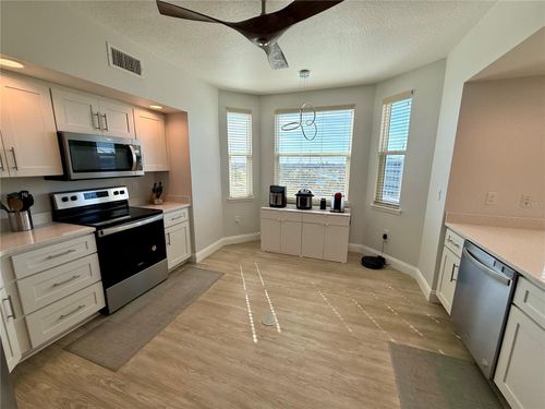 10501-960 Starkey Rd, LARGO, FL, 33771-2694 | Card Image