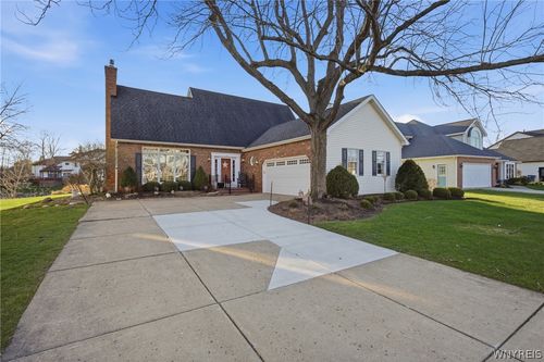 176 Sunburst Cir, East Amherst, NY, 14051-2700 | Card Image