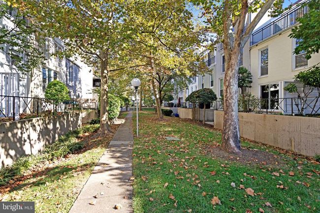 42 G St Sw, Townhouse with 2 bedrooms, 3 bathrooms and null parking in WASHINGTON DC | Image 39