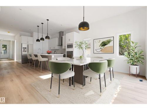 9807 90 Ave Nw, Edmonton, AB, T6E2T2 | Card Image