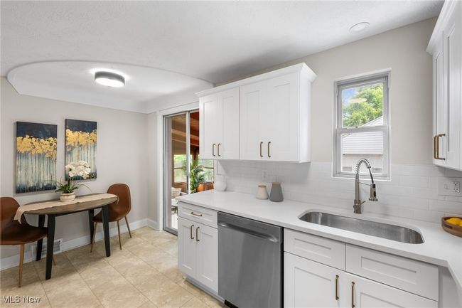 1507 Winchester Rd, House other with 3 bedrooms, 2 bathrooms and null parking in Lyndhurst OH | Image 10
