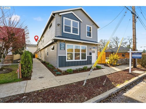 115 E Jersey St, Gladstone, OR, 97027-2142 | Card Image