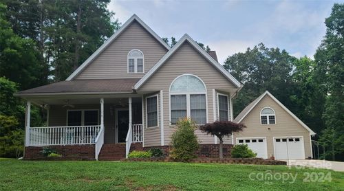 179 Delwood Court, Mount Gilead, NC, 27306 | Card Image