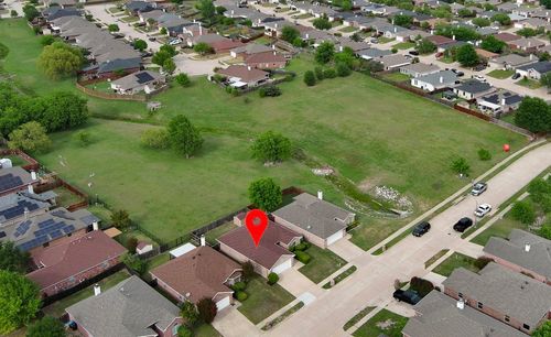 2736 Ensenada Ln, Fort Worth, TX, 76108-6911 | Card Image