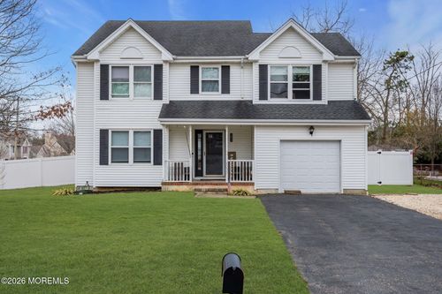 1033 Cutlass Ave, Manahawkin, NJ, 08050-2313 | Card Image