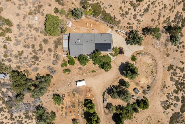 26865 Elizabeth Lake Rd, House other with 2 bedrooms, 2 bathrooms and 2 parking in Lake Hughes CA | Image 64