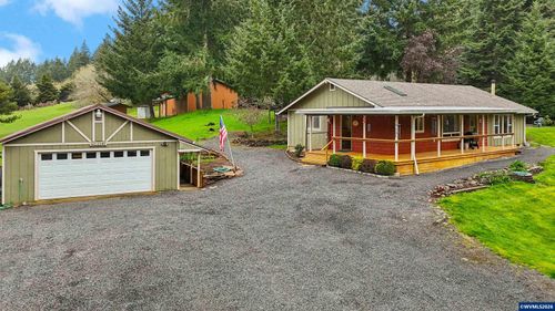28826 Berlin Rd, Sweet Home, OR, 97386-9556 | Card Image