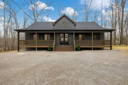 6376 Old Natchez Trce, Santa Fe, TN, 38482-3316 | Card Image