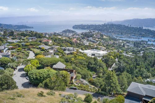 24 Venado Dr, Tiburon, CA, 94920-1626 | Card Image